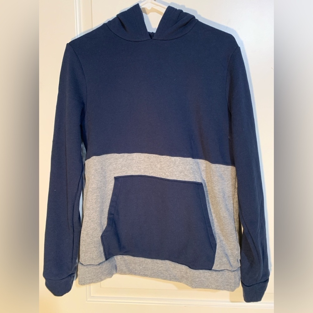 Tek Gear XL (18-20) Youth Pullover Hoodie. NWOT